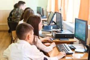 Asociaţia Ateliere Fără Frontiere lansează campania „Dăm Click pe România”